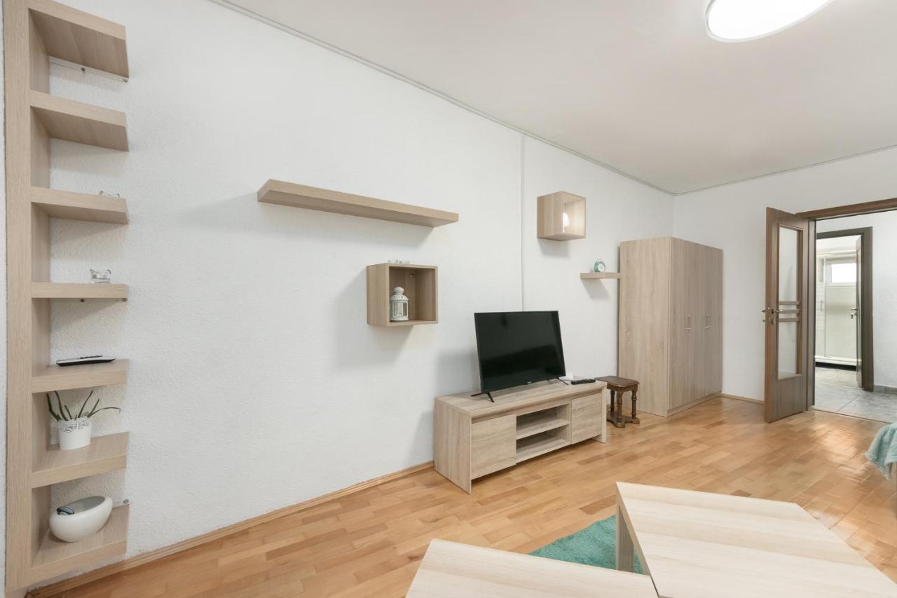 Ferienwohnung Vlad House Decebal Bukarest Exterior foto